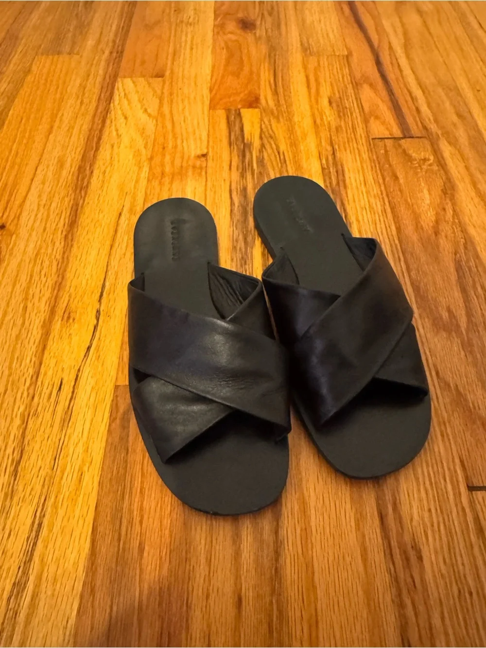 Everlane Crossover Slide Black - Picture 3 of 6